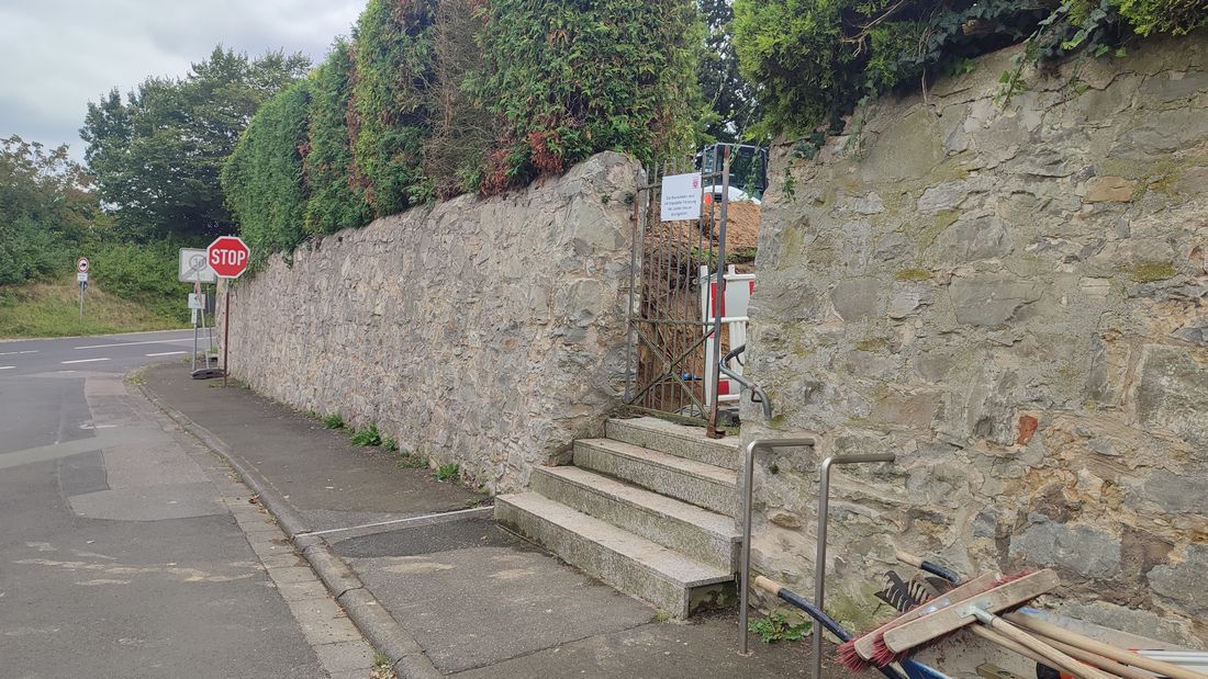 eingangfriedhofkloppenheim az