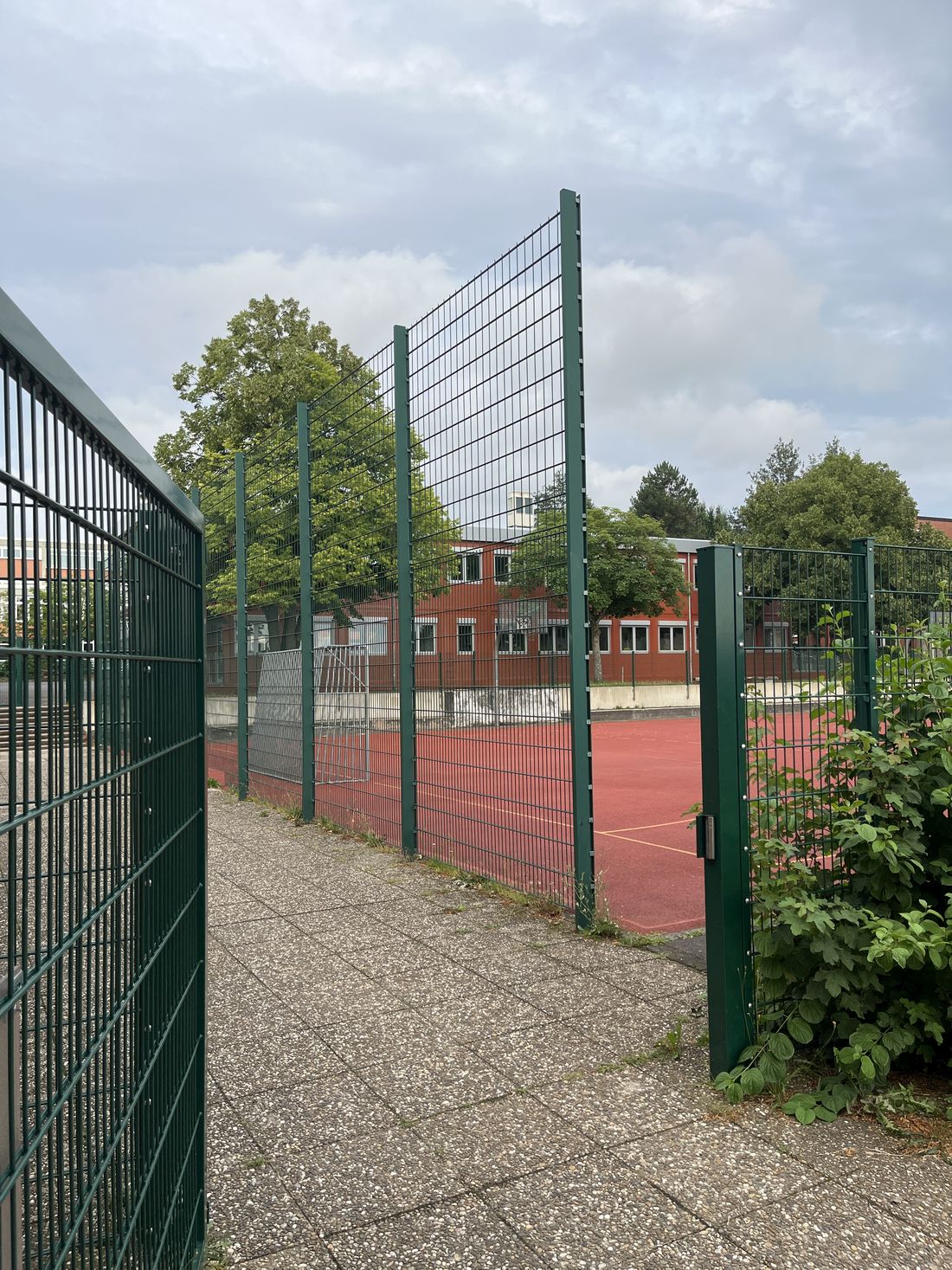 hartplatzschulzentrum az1