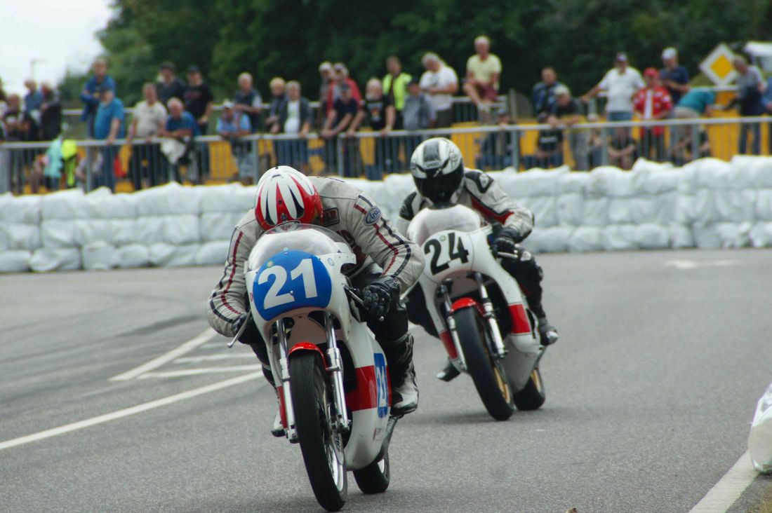 tausedneschottenring az4