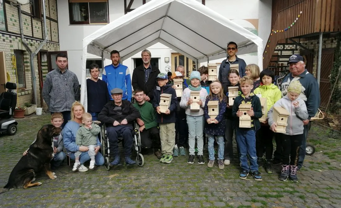 Vom Bausatz zum Nistkasten AG