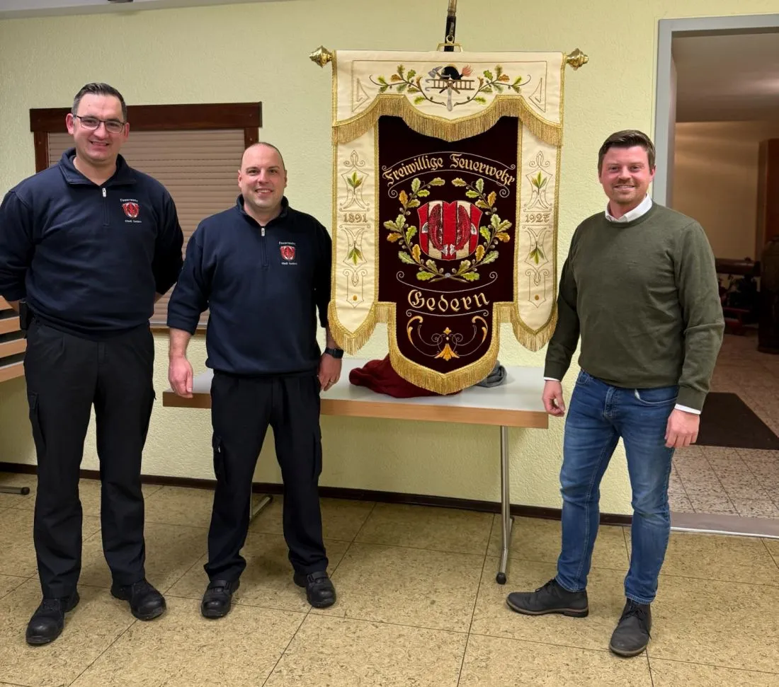 Restaurierung der Fahne der Feuerwehr Gedern AG