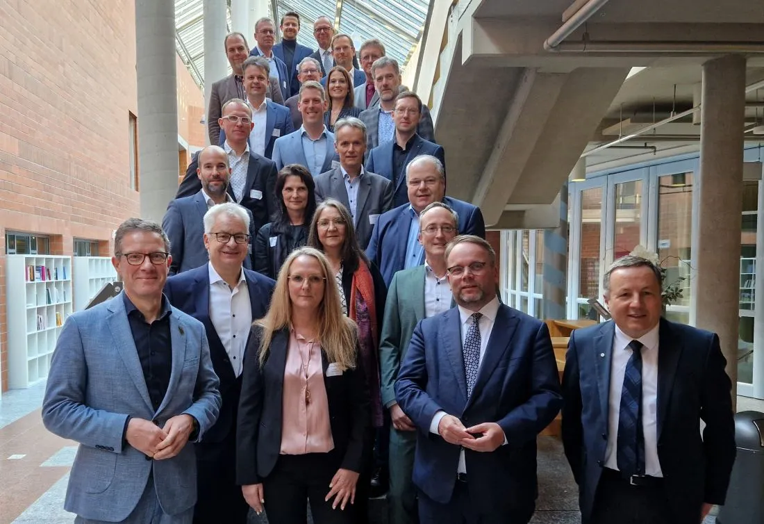 Festakt mit Wissenschaftsminister Timon Gremmels AG